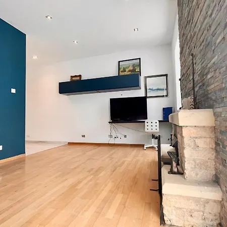 Bright Bookworm's Haven *