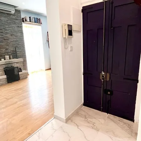 Apartmán Bright Bookworm's Haven Sliema