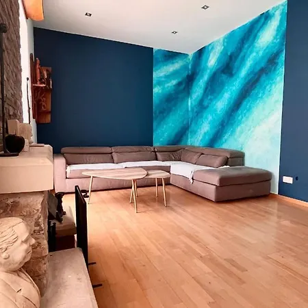Bright Bookworm's Haven Apartment Sliema